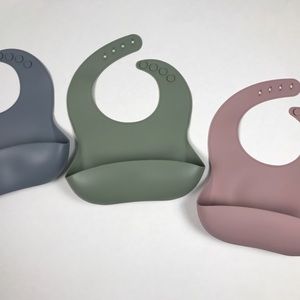 Silicone baby bibs